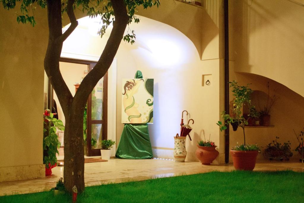 L' Antico Cortile Hotel Caserta Kültér fotó